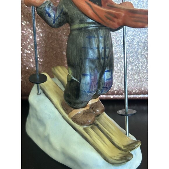 Goebel Hummel 1972 #59 Ski HeilTMK #5 Metal Skis Repaired - Picture 2 of 7